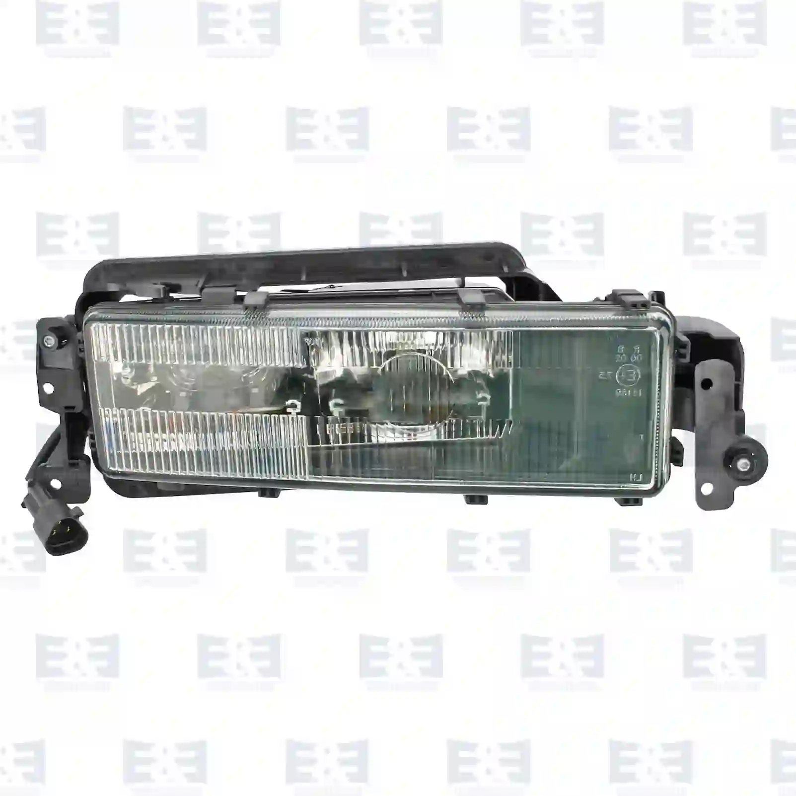 Spot Lamp Full beam and fog lamp, right, EE No 2E2290788 ,  oem no:81251016318, 81251016328, 81251016338 E&E Truck Spare Parts | Truck Spare Parts, Auotomotive Spare Parts