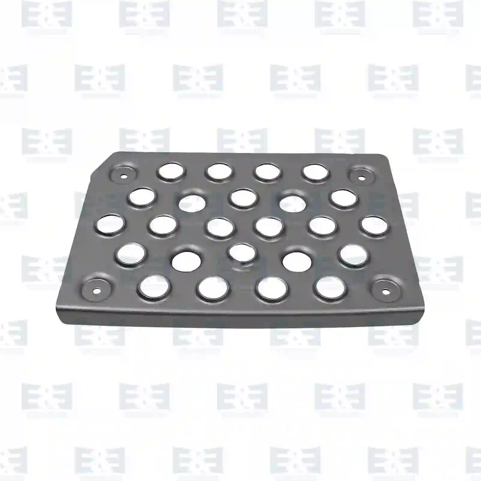  Step, lower, right || E&E Truck Spare Parts | Truck Spare Parts, Auotomotive Spare Parts